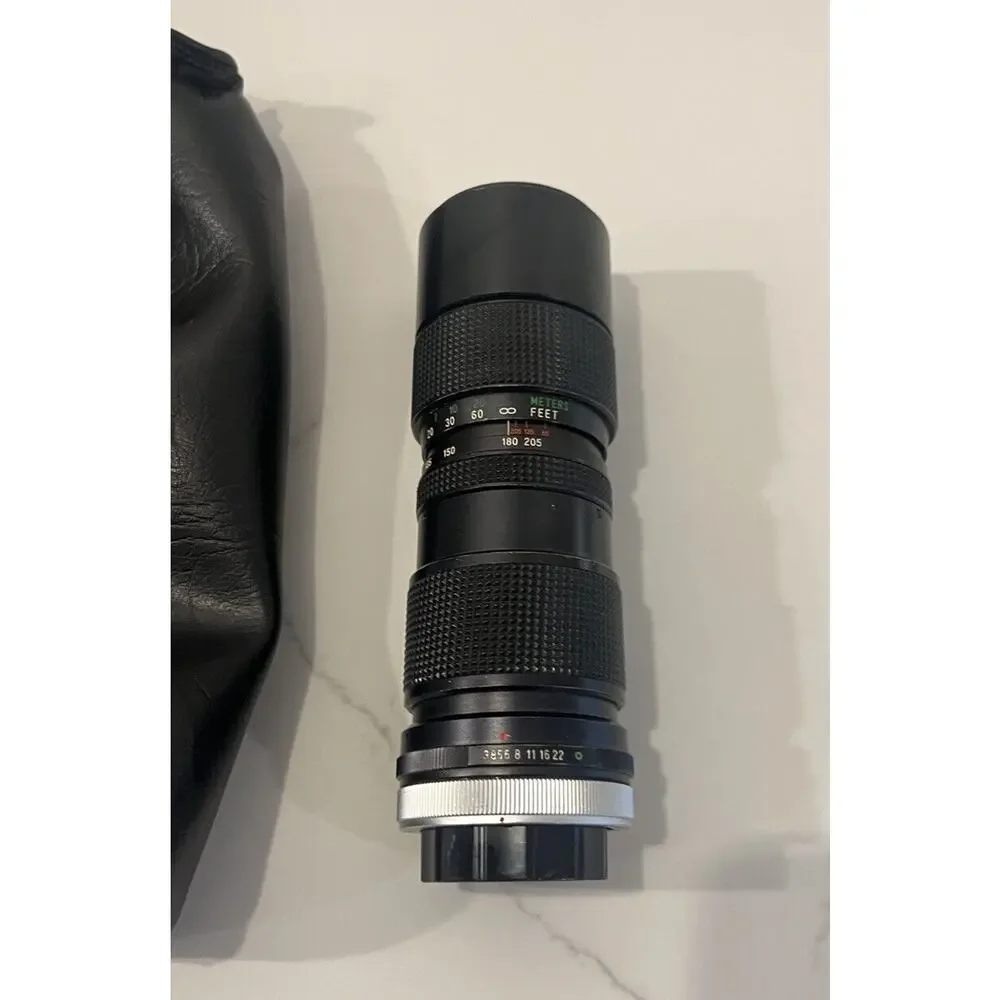 Vivitar 85-205mm 1:3.8 Close Focusing Auto Zoom Camera Lens no Cover With Bag